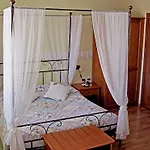 La Fontana Hotel